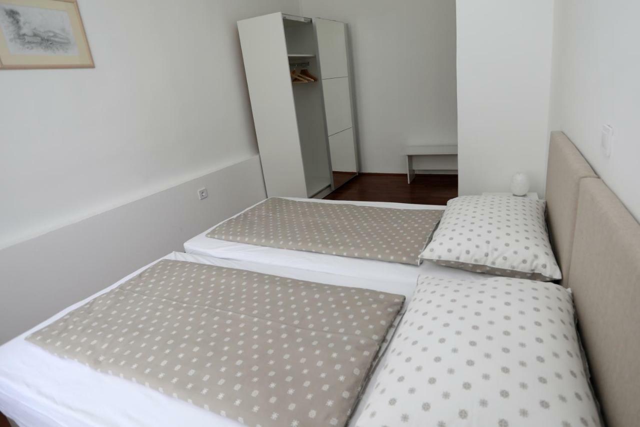 Apartman Cinkopan พูลา ภายนอก รูปภาพ
