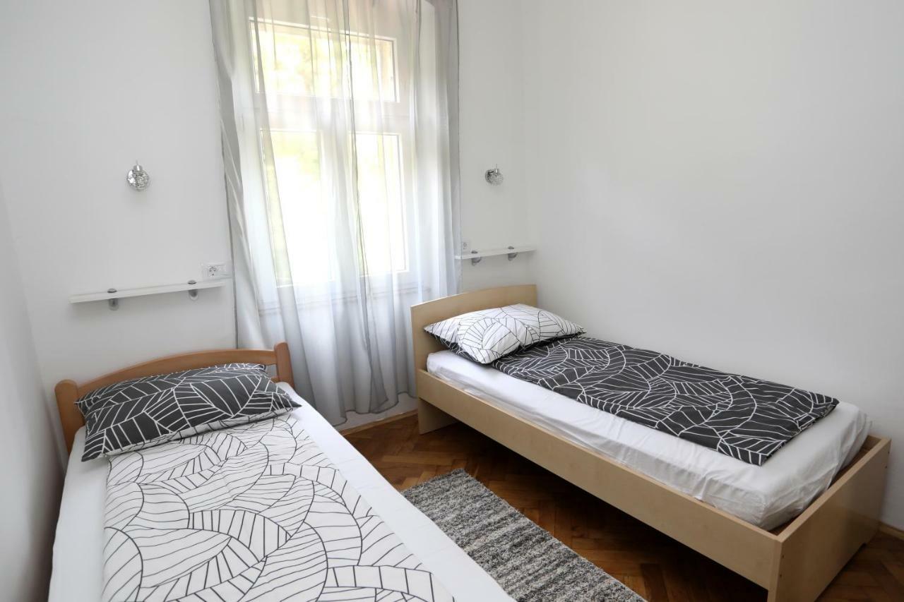 Apartman Cinkopan พูลา ภายนอก รูปภาพ